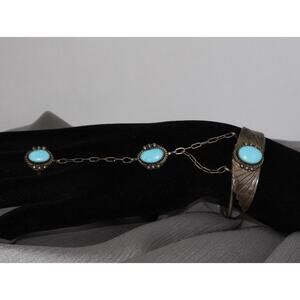 Vintage Navajo Sterling Silver Turquoise Handchain 18.1G / 6in / Sz 6